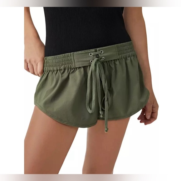 NWOT Free People Movement Women's Easy Does It Shorts Large - Picture 4 of 7